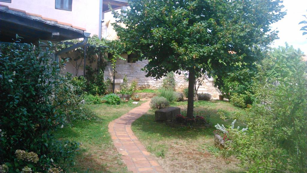 Agroturizam Nezic Villa Oprtalj Exterior photo