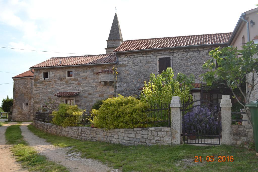Agroturizam Nezic Villa Oprtalj Exterior photo